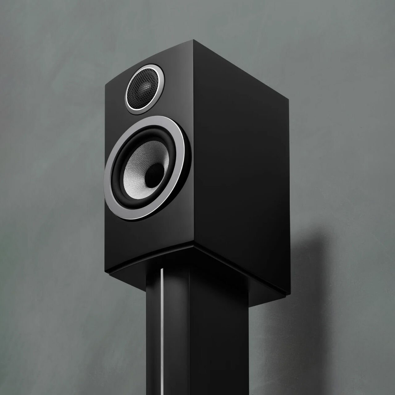 Bowers & Wilkins (B&W) 707 S3 Bookshelf Speakers